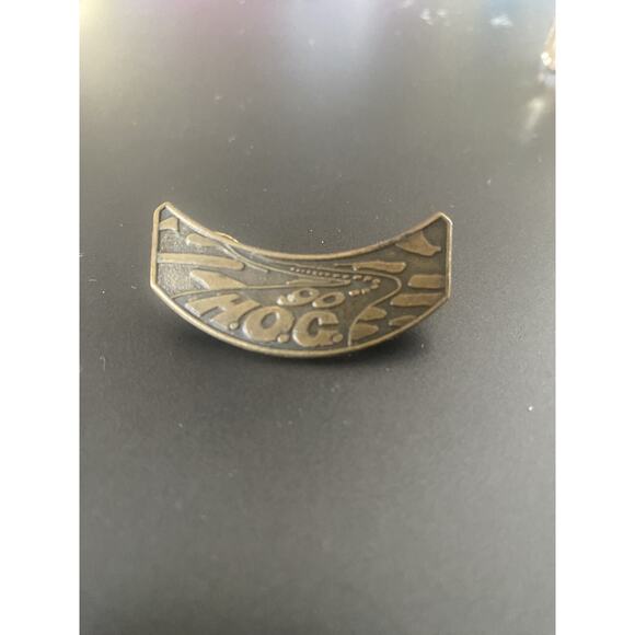 VINTAGE-Harley Davidson Motorcycle 1990 HOG PIN-LAPEL/VEST/HAT- - Picture 1 of 2